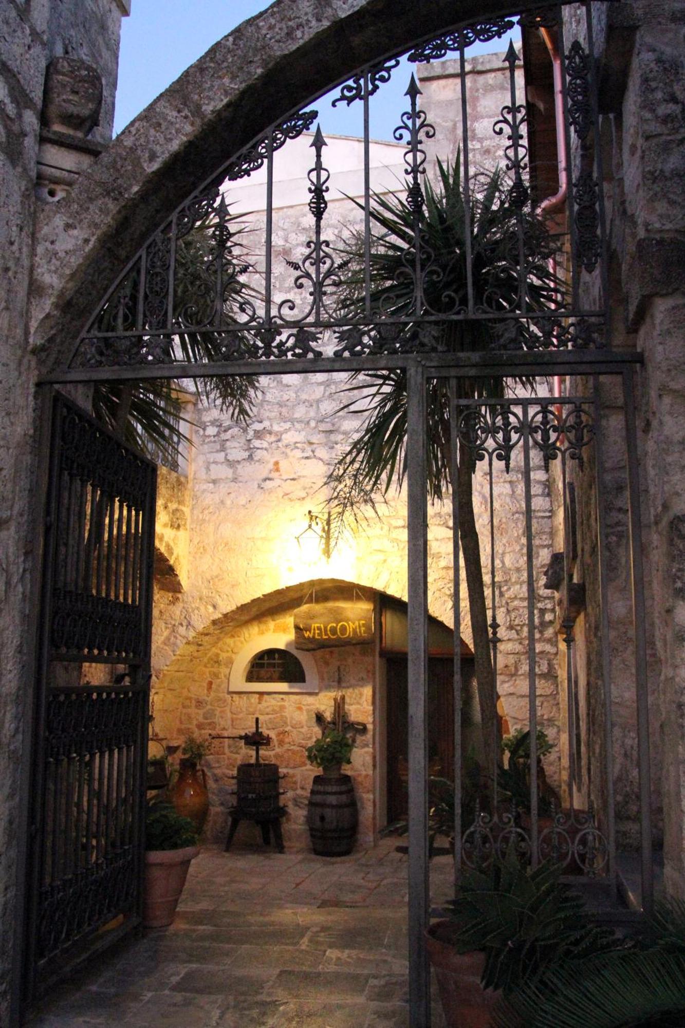 Masseria Tolla Ostuni Exteriör bild